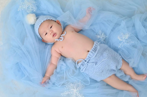 白沙宝宝打嗝是什么原因 白沙宝宝打嗝是什么原因